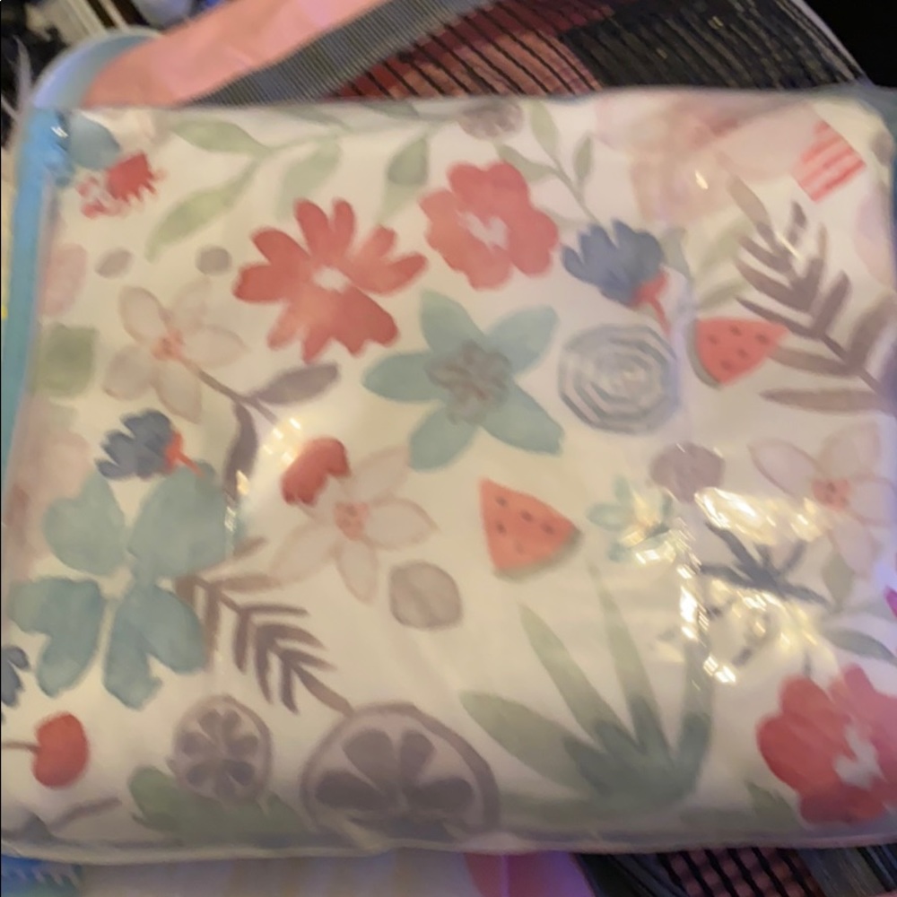 Very Soft Floral Crib Sheet